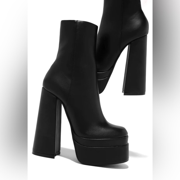 BLACK BLOCK HEEL ANKLE BOOTIE - Picture 4 of 4
